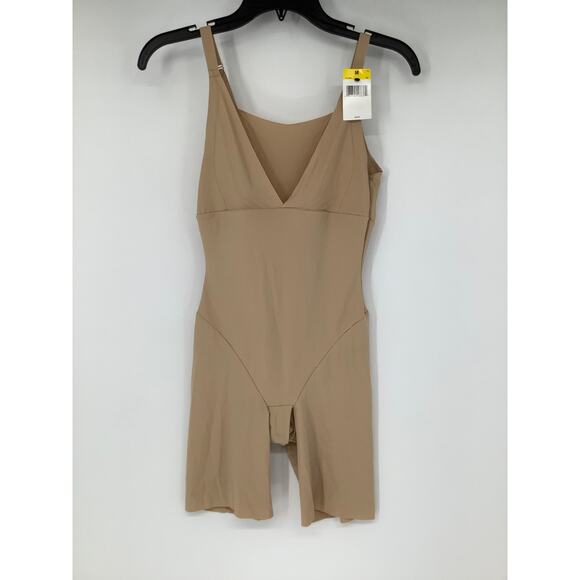 Maidenform Sz M Beige Wear-Your-Own-Bra Tummy Control Shapewear Bodysuit H15-19 - Picture 3 of 8